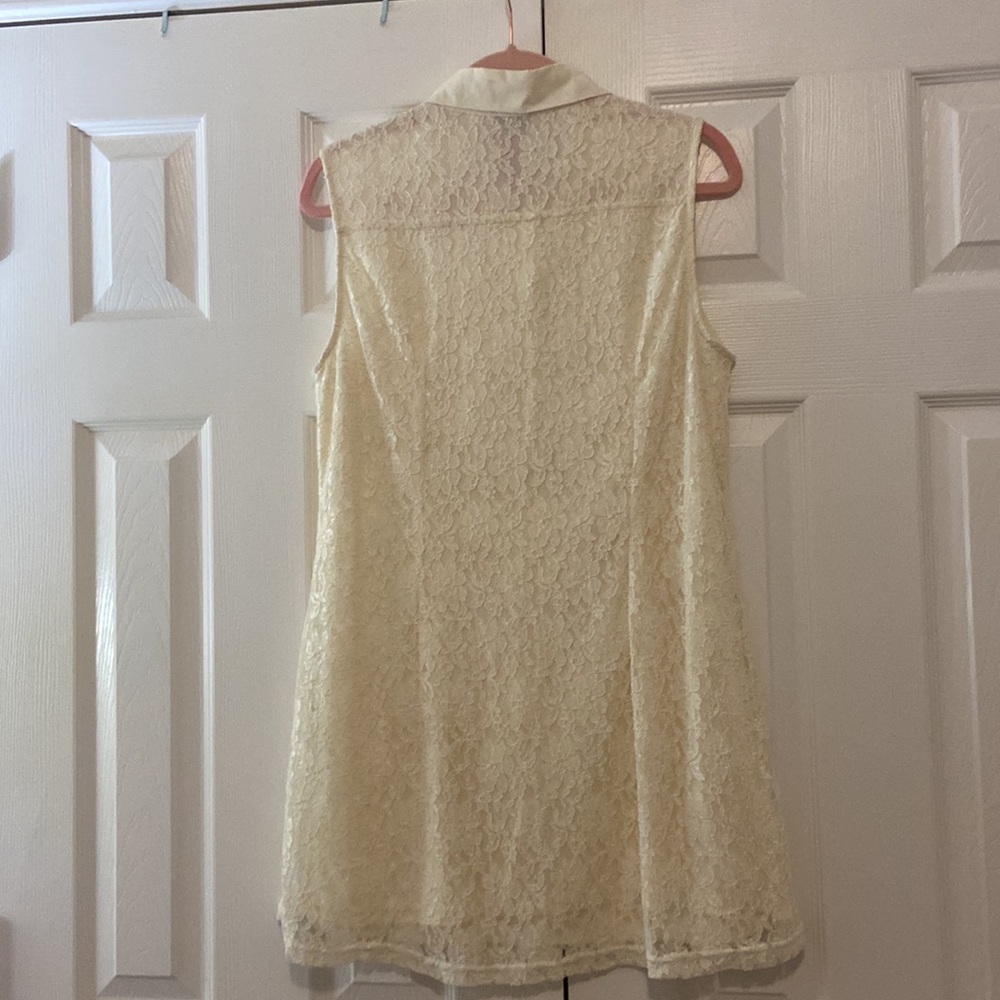 V CHRISTINA - Picture 3 of 5